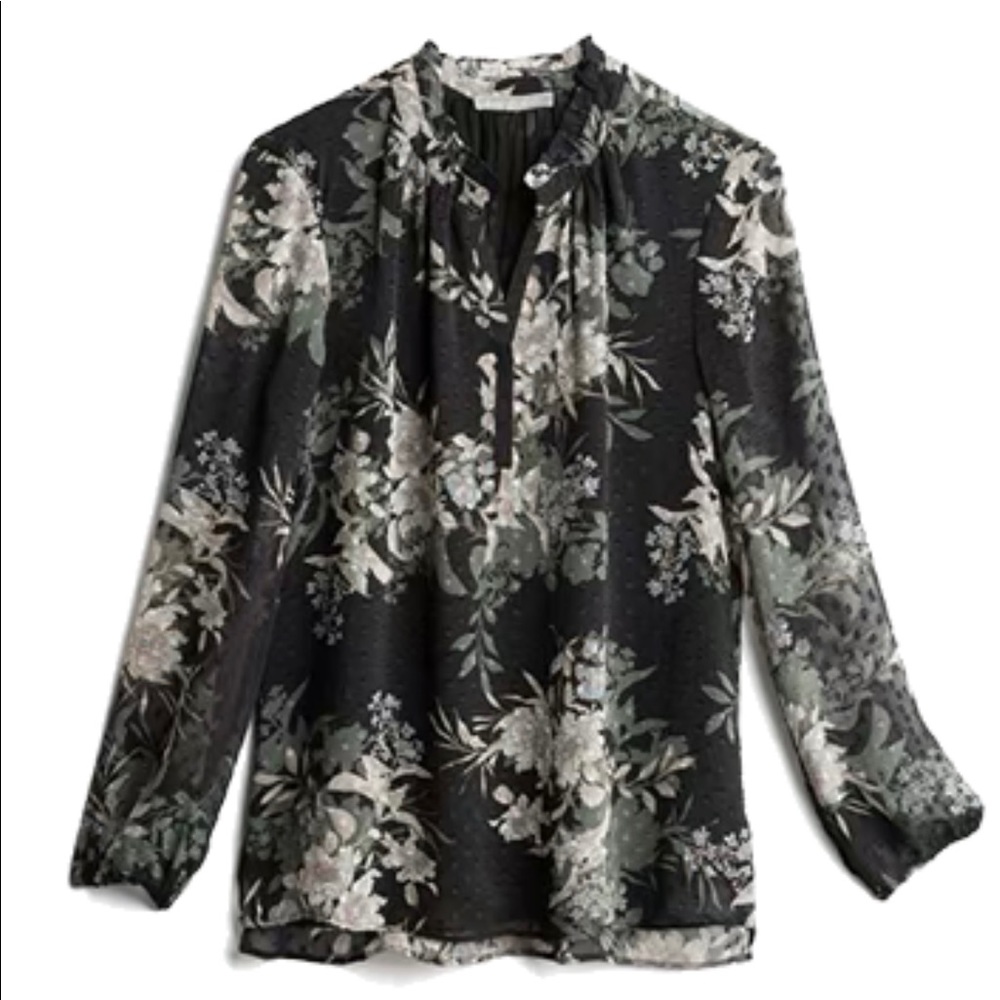 Daniel Rainn- Ezperanza Ruffled Neck Detail Blouse